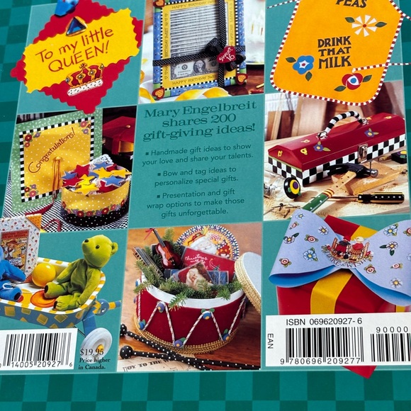 Mary Engelbreit Set of 2 Arts and Craft Books - Picture 10 of 10